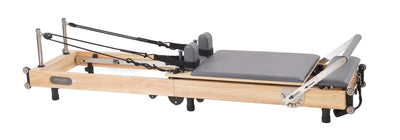 Foldbar Pilates reformer i egetræ