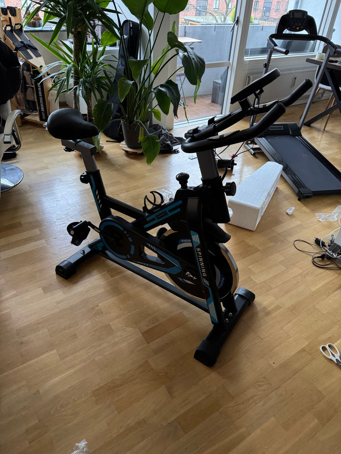 Ascendic 8005 spinningcykel – returneret outletmodel